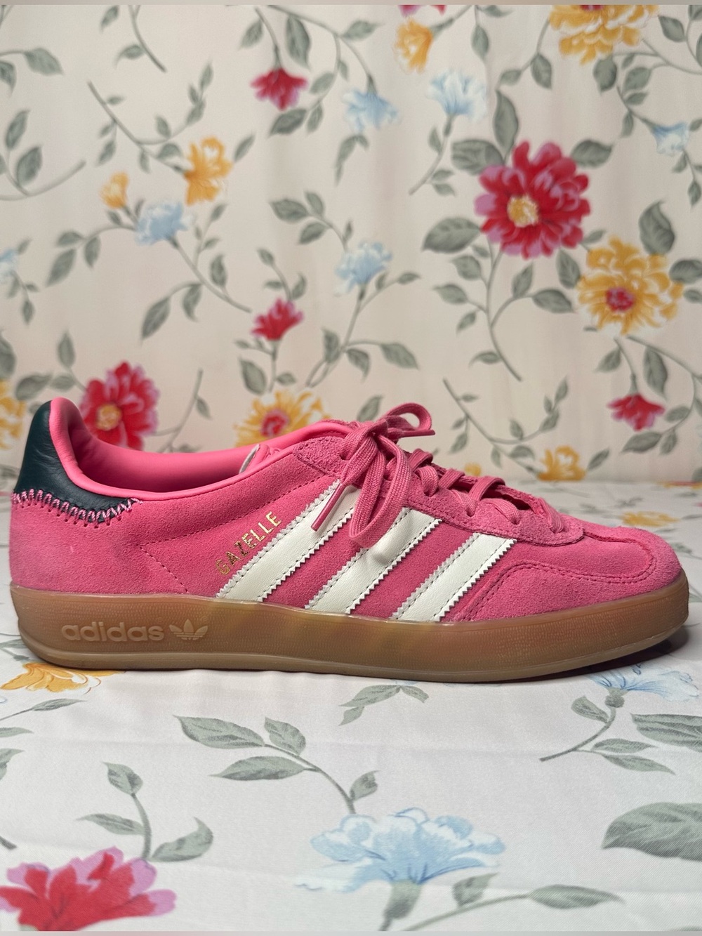 ADIDAS- GAZELLE INDOOR ROSE TONE/ COLLEGIATE COLORWAY WOMENS SIZE US 8.5